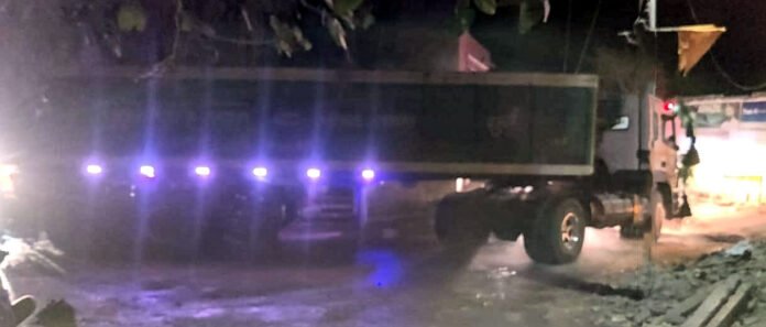 जिलाधीश व पुलिस अधीक्षक के आदेश हुए हवा हवाई अवैध बजरी परिवहन जारी