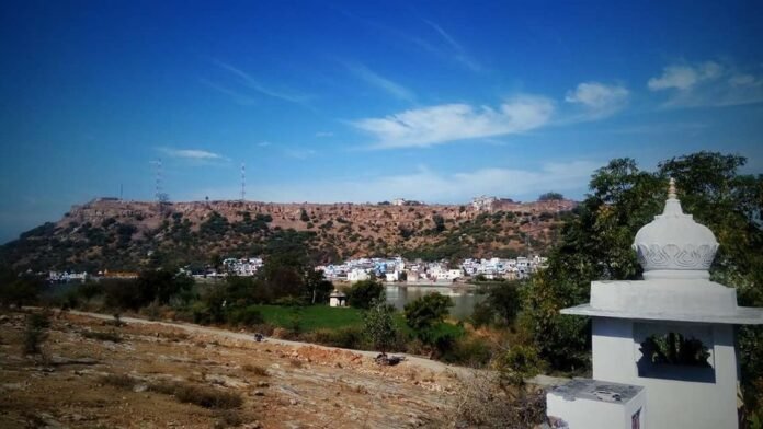 मांडलगढ़ है रिश्वतखोरी, अवैध खनन परिवहन, देह व्यापार, नशेड़ी, भ्रष्टाचार्यों का गढ़