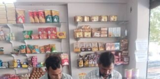 होली से पहले मिलावट पर शिकंजा, तीन प्रतिष्ठानों से मावा के नमूने